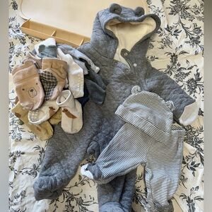 Bundle set: Carter's Quilted Gray Bear-Ear Footed One-Piece and lot of socks